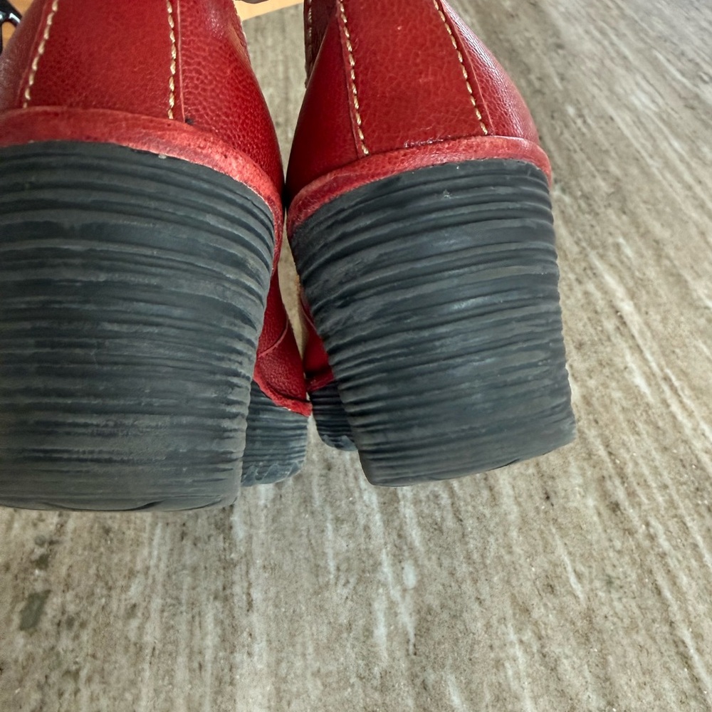 Red Leather Wedge Shoes with Black Sole - Picture 6 of 9